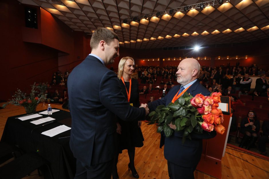 Traukti Liberalų sąjūdį iš duobės patikėta E. Gentvilui