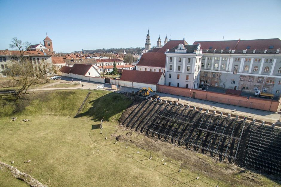 Prie Kauno pilies baigiamas įrengti tūkstančio vietų amfiteatras