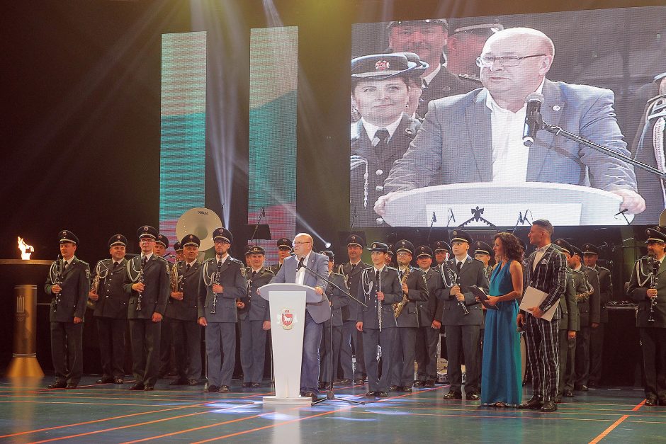 Pasaulio lietuvių sporto žaidynių dalyvius sveikino ir D. Grybauskaitė, ir V. Adamkus