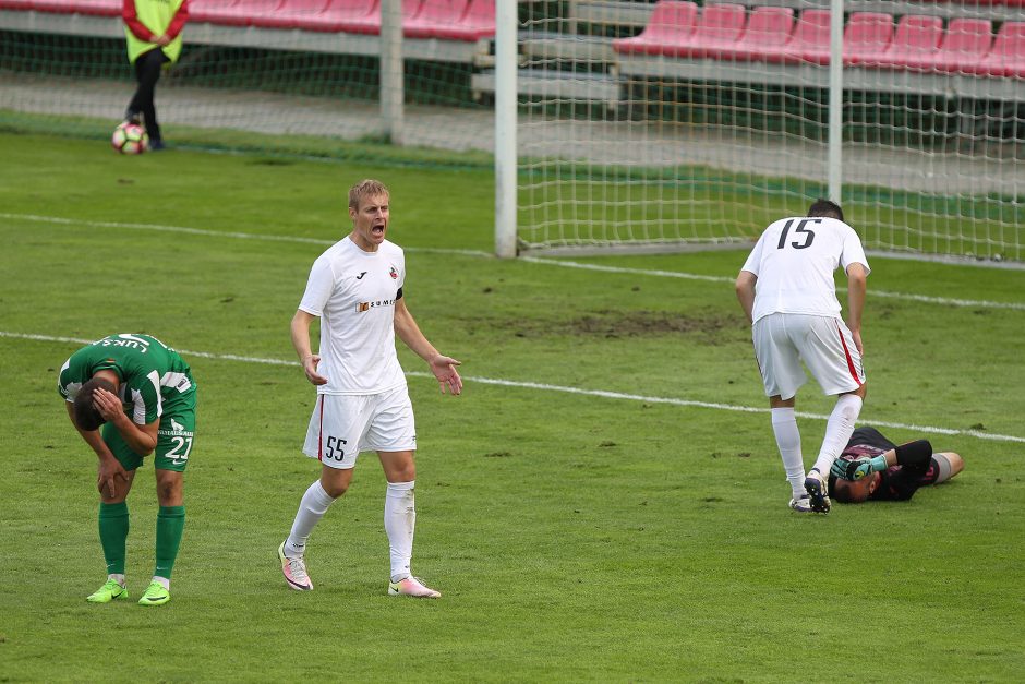 „Žalgiris“ po dramatiškos kovos įveikė „Sūduvą“ ir žengė į LFF taurės finalą