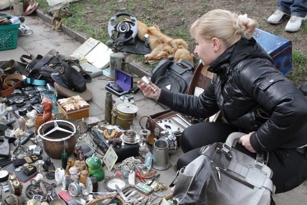 Blusų turguje pardavinėjo ir bombą