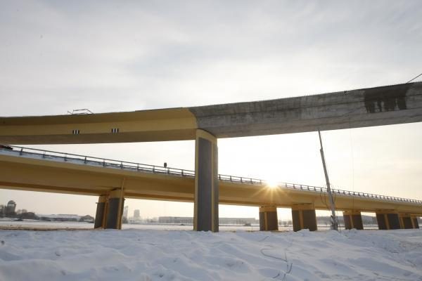 Jakų žiede atidaryta rekordinė estakada mažins spūstis