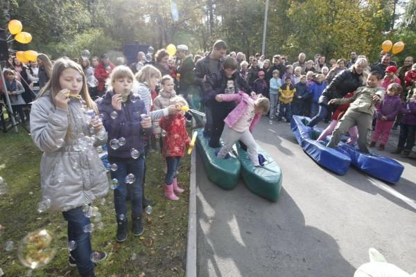 Parke šurmuliavo klaipėdiečių šeimų šventė