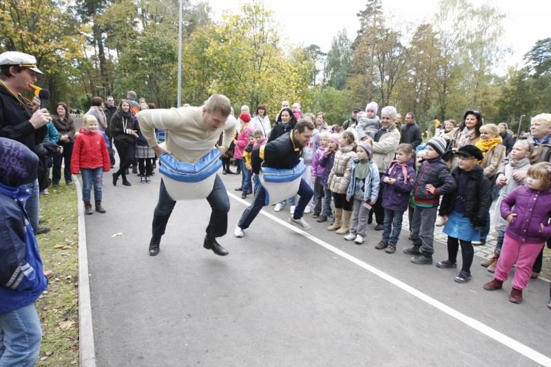 Parke šurmuliavo klaipėdiečių šeimų šventė