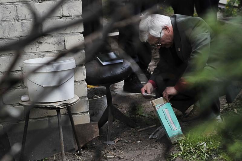 Seną namą remontavęs kaunietis rado pavojingo cezio