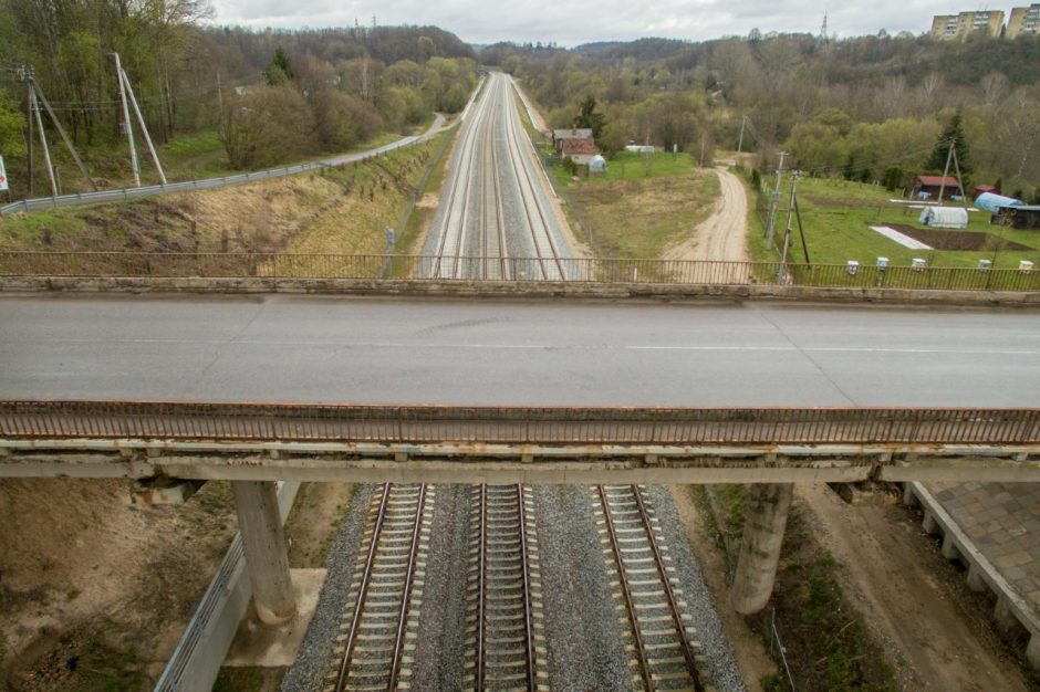 Kauno rajone kapitaliniam remontui uždaromas viadukas per geležinkelį