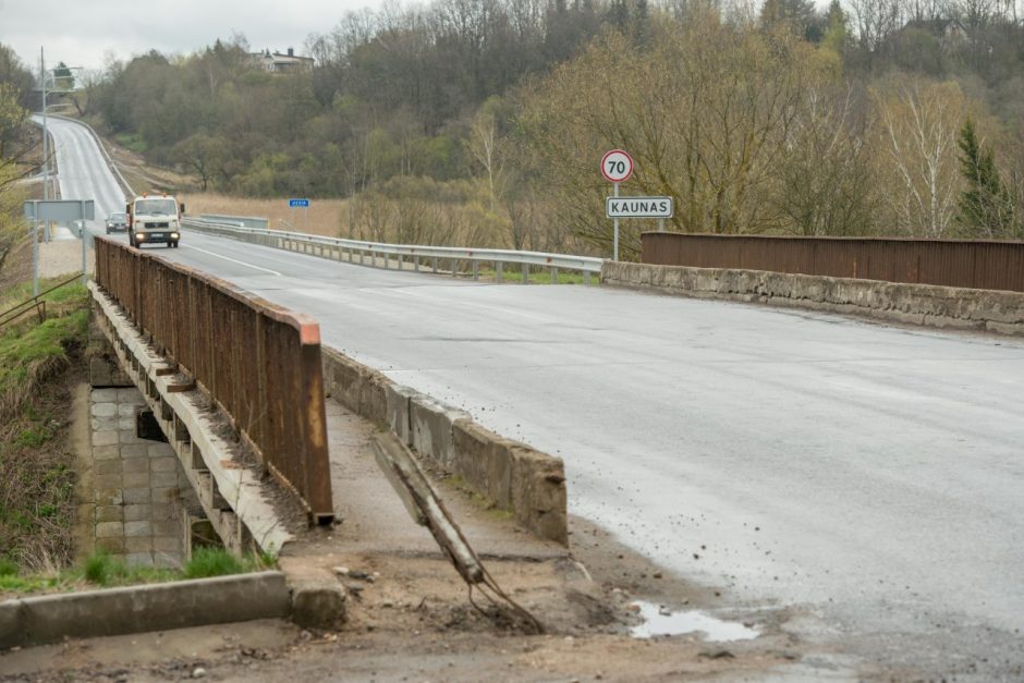 Kauno rajone kapitaliniam remontui uždaromas viadukas per geležinkelį