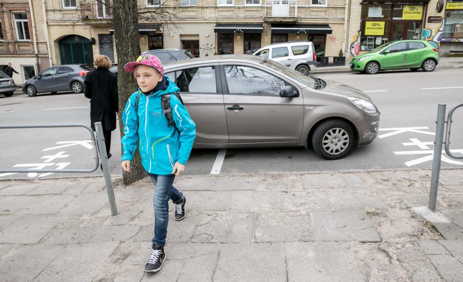 Prie Vilniaus mokyklų nuo šiol – vaikų išlaipinimo sustojimai 