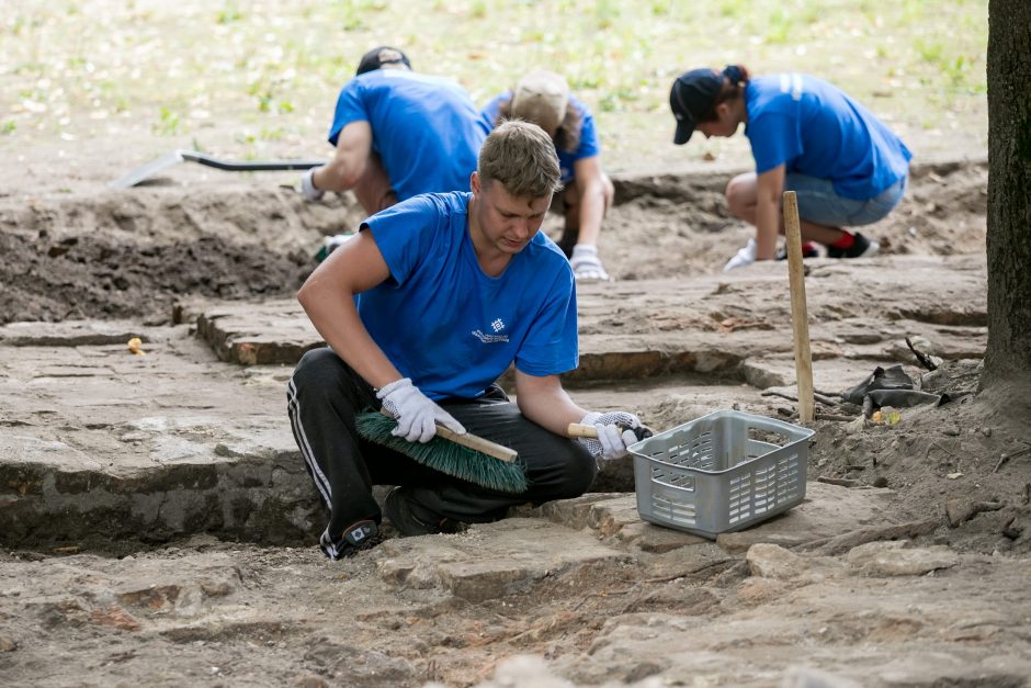 Didžiosios sinagogos komplekso teritoriją Vilniuje vėl tyrinėja archeologai