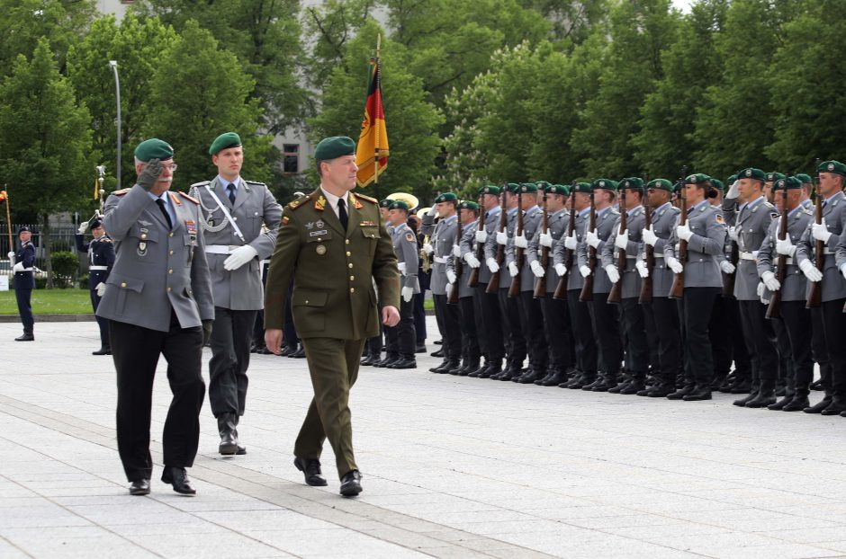 Lietuvos kariams vis dažniau prireikia vokiečių kalbos