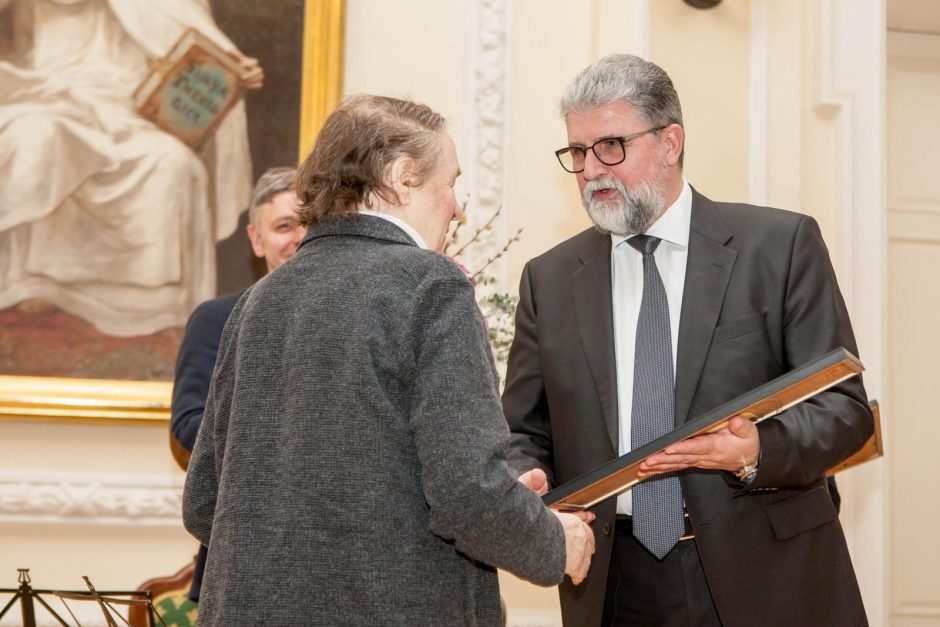 Tolerancijos žmogumi išrinkta rašytoja V. Juknaitė