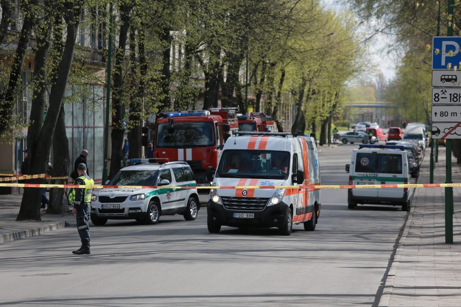 Miesto centre – daugybė policijos, aidėjo šūviai