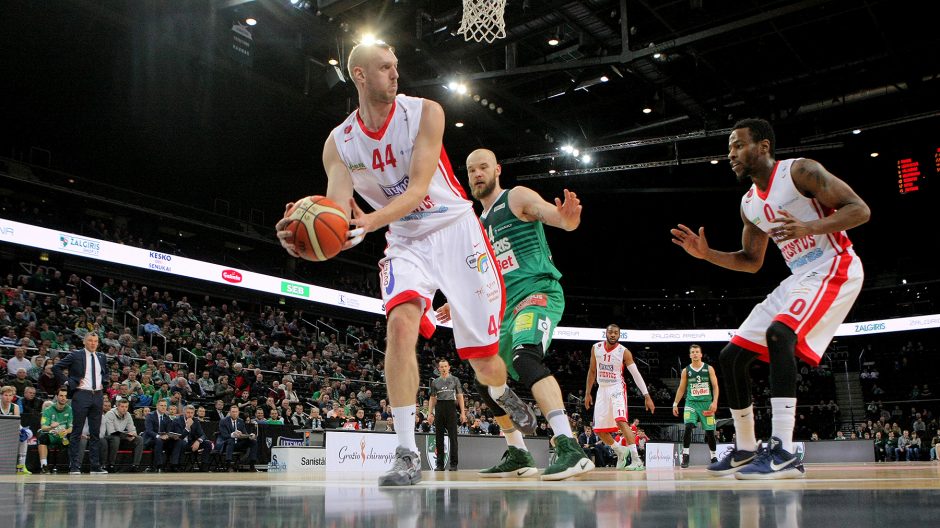 Jaunųjų bokštų vedamas „Žalgiris“ pergalingai baigė reguliarųjį sezoną