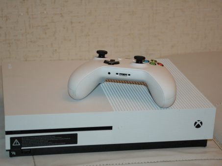 Skelbimas - Xbox One S 500gb