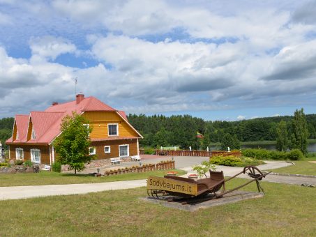 Skelbimas - Nuostabi vieta šventėms ant ežero kranto Trakų r.