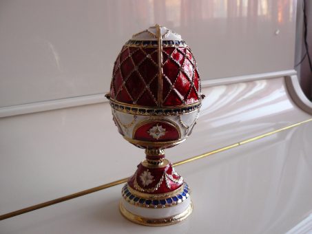 Skelbimas - *** Parduodu garsios ,,FABERGE" firmos juvelyrikos stebuklą kiaušinius