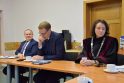 Pokalbis: Klaipėdos apygardos teismo pirmininkas M. Dobrovolskis (kairėje), Civilinių bylų skyriaus pirmininkas A. Brazdeikis ir baudžiamųjų bylų skyriaus pirmininkė D. Jazbutienė.