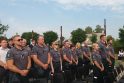Tarnyba: darbo metu būrys uniformuotų policininkų meldė Dievo pagalbos.