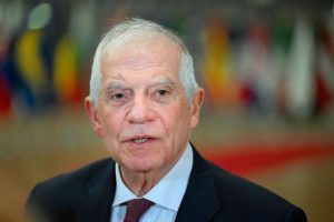 J. Borrellis: D. Trumpo planui dėl Ukrainos reiktų stebuklo