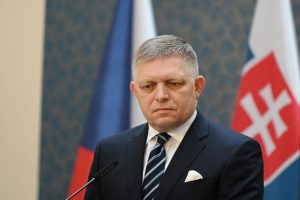 Slovakijos premjeras ragina normalizuoti santykius su Rusija
