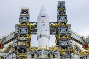 Rusija jau antrą dieną iš eilės atšaukė raketos paleidimą