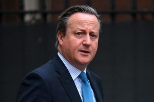 D. Cameronas: kantrybė su Izraeliu turi mažėti