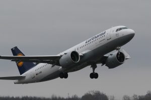 „Lufthansa“ dažniau skraidys tarp Vilniaus ir Frankfurto