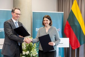 Lietuva ir Šveicarija skiria 53 mln. eurų šalies sveikatai ir švietimui