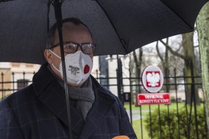 Žmogaus teisių vadovas: Lenkijai gresia tapti „nedemokratiška“