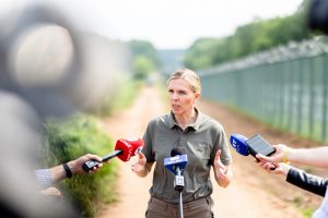 Ministrė: Baltijos šalys, Lenkija sienų su Baltarusija uždarymo galimybę aptars šį mėnesį