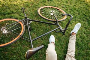 Panevėžyje per avariją nukentėjo 15-metė dviratininkė