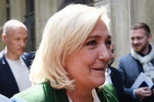 Turkijos vadovas M. Le Pen pralaimėjimą Prancūzijos prezidento rinkimuose vadina pergale