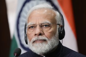 Nepaisant kritikos, JAV iškilmingai pasitinka Indijos premjerą N. Modi