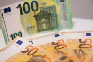 Vyriausybė spręs dėl galimų patalpų ES Pinigų plovimo agentūrai