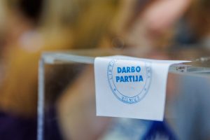 Darbo partijos būstinėje apsilankė teisėsauga