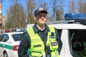 Klaipėdos patrulis ne tarnybos metu sulaikė visiškai girtą vairuotoją