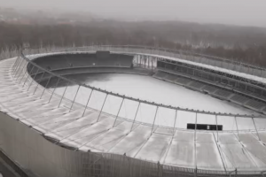 Nesupranta, kodėl reikia skubėti su stadionu: gresia užlipti ant to paties grėblio