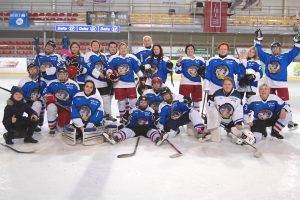 „Hockey Girls“ debiutavo Latvijos moterų ledo ritulio čempionate