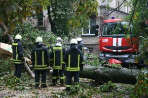 Rudens vėjai tikrina pajūrį