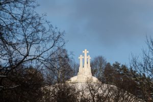 Trijų kryžių kalną tvarkys „Rekreacinė statyba“