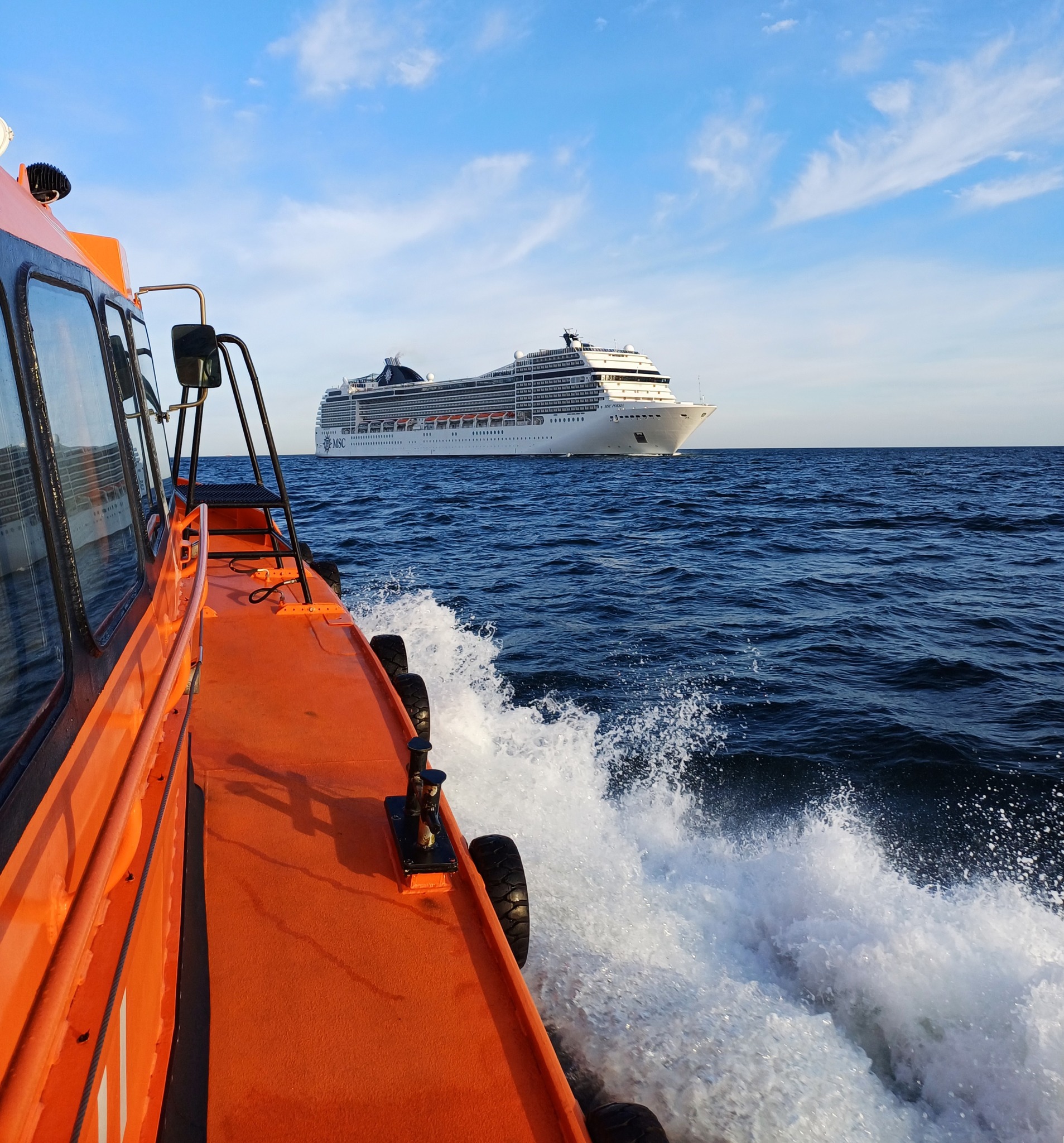The first cruise ship came to Klaipeda: 2.5 thousand. passengers