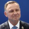 Lenkijos prezidentas sušauks saugumo tarybos posėdį padėčiai Baltarusijos pasienyje aptarti