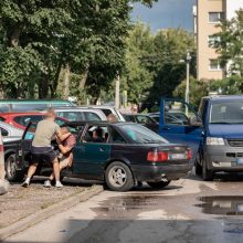 Paslaptis atskleista: visuomenę papiktino policijos išguldyti narkomanai