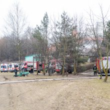 Tragedija Tunelio gatvėje: iš gaisro išnešti du mažamečiai neišgyveno