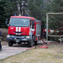 Tragedija Tunelio gatvėje: iš gaisro išnešti du mažamečiai neišgyveno