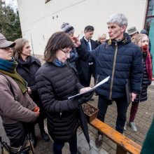 Protestuotojai nori gelbėti Kauko laiptų medžius