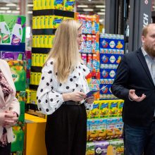 Centai virsta tūkstančiais: į „Lidl“ taromatus – paremti vaikų dienos centrus