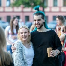 Studentai šėlo su makaronais, indiškais saldėsiais ir „Baltuoju kiru“ 