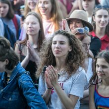 Studentai šėlo su makaronais, indiškais saldėsiais ir „Baltuoju kiru“ 