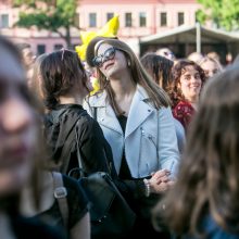 Studentai šėlo su makaronais, indiškais saldėsiais ir „Baltuoju kiru“ 